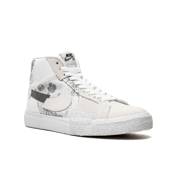 Nike Shoes - Nike Sneaker